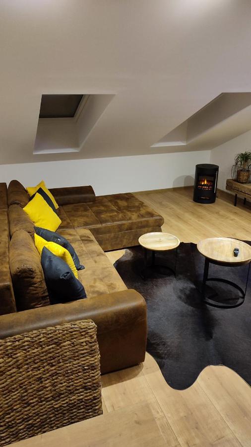 Ltm Apartman Spišská Nová Ves Esterno foto