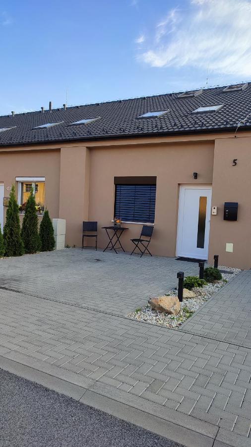 Ltm Apartman Spišská Nová Ves Esterno foto